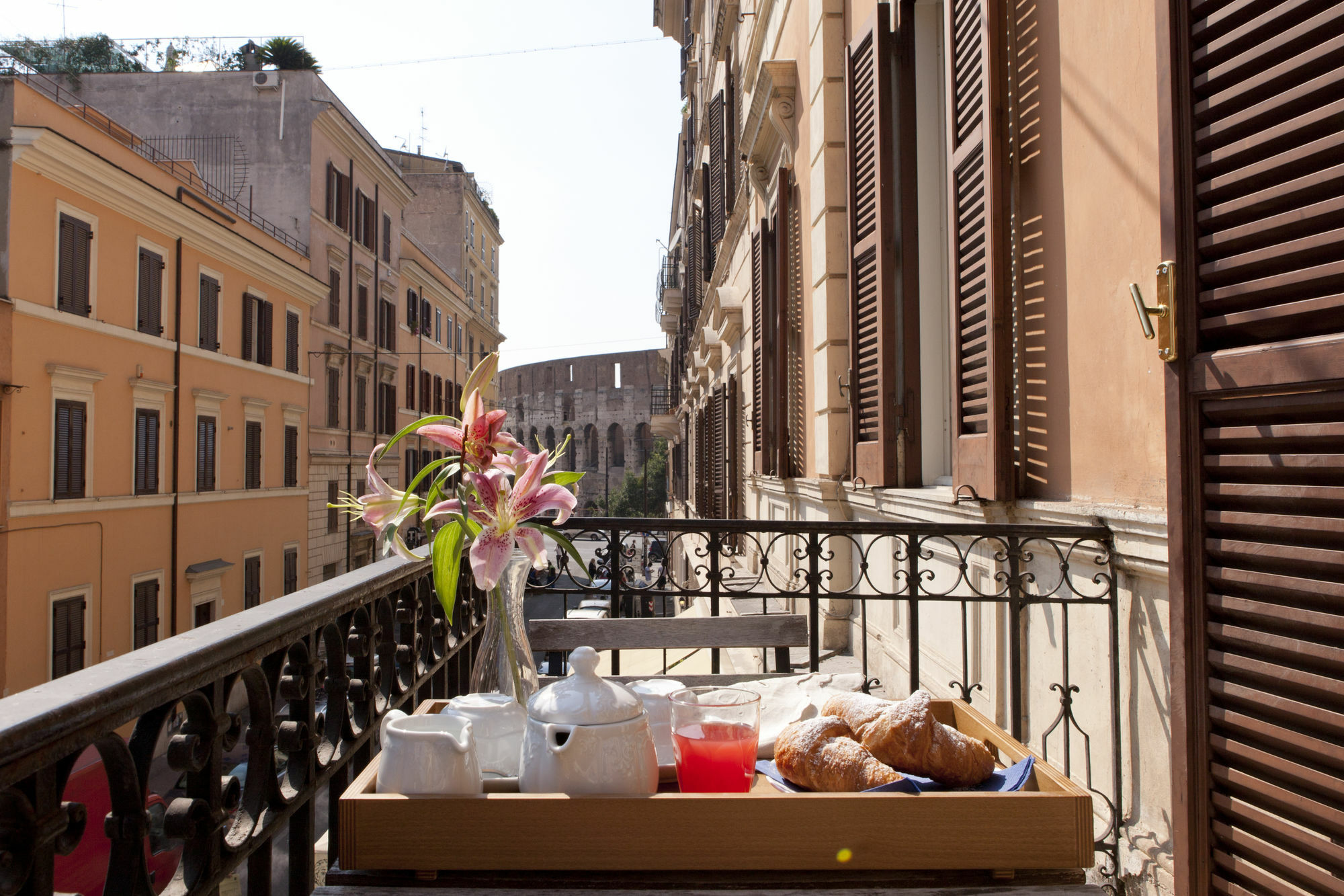 Hotel Santi Quattro Al Colosseo Roma