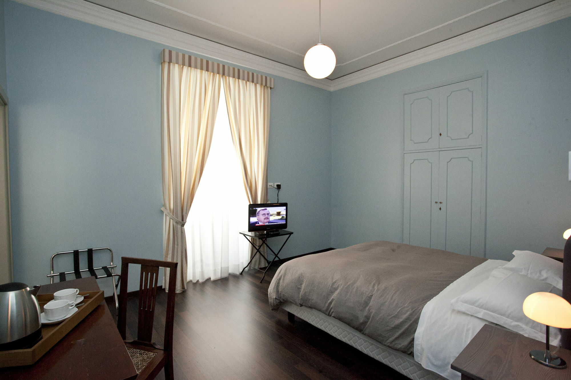 Hotel Santi Quattro Al Colosseo Roma